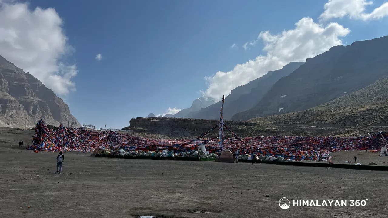 Beautiful Prayers flags during the kora at Mount Kailash.