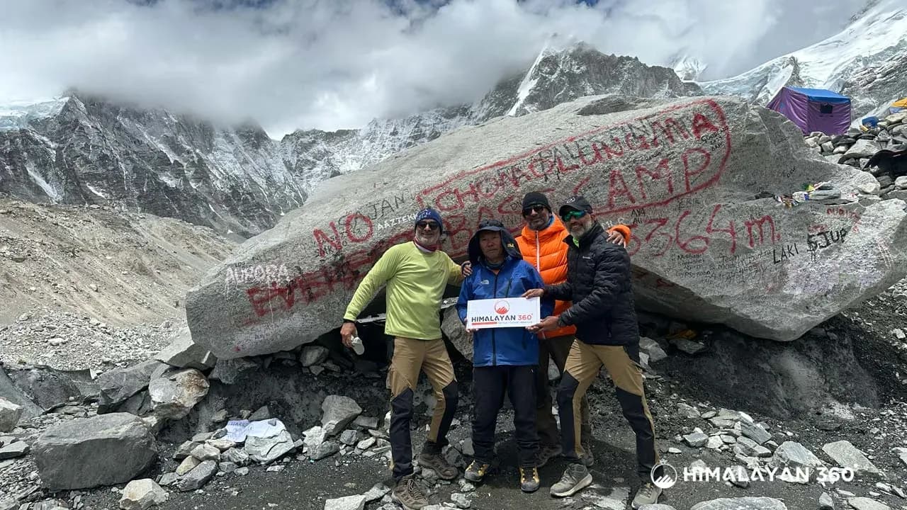 4 Men at EBC posing for a photo