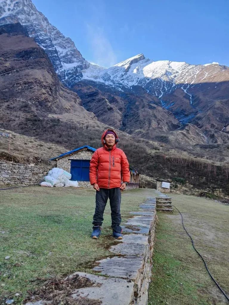 guide for dhaulagiri circuit trek