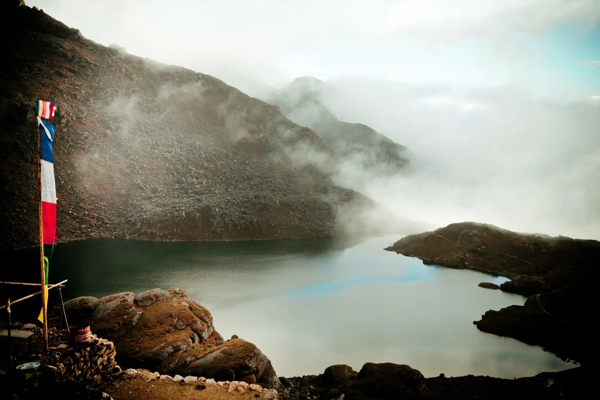 Gosaikunda lake