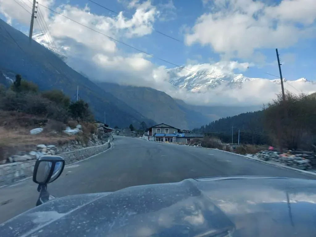 Jeep on the road to Muktinath in the Kali Gandaki valley