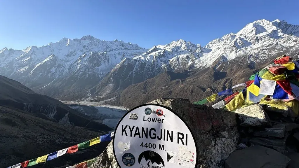 Kyanjing Ri Major Experience at Langtang National Park