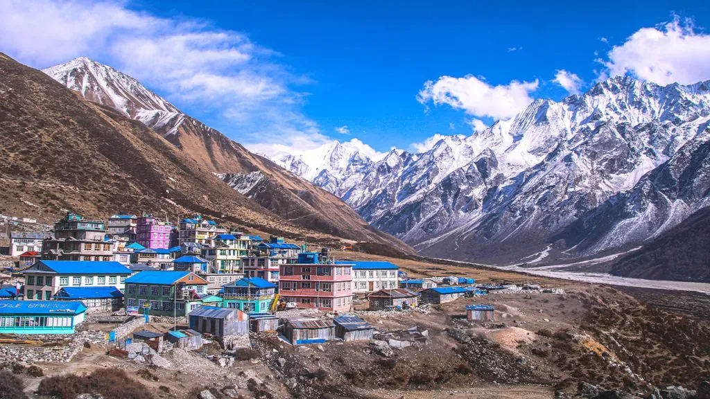 weather in langtang