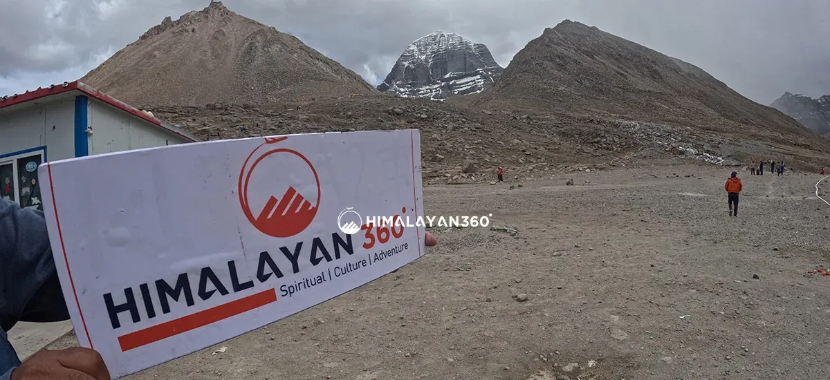 Pilgrims at altitude on the Kailash Mansarovar Yatra